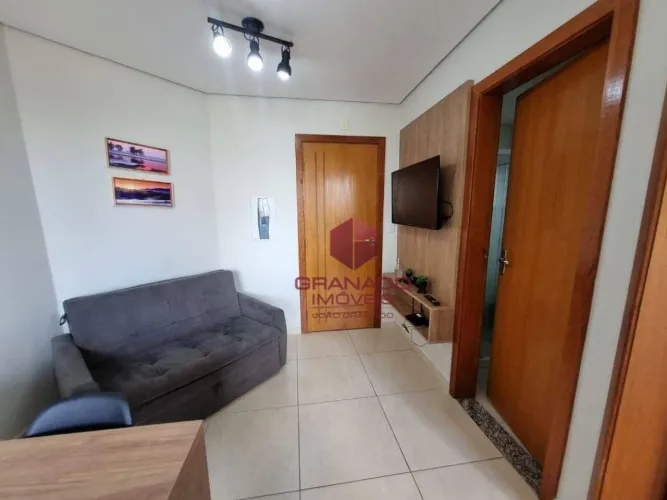 Apartamento de 1 quarto, TODO mobiliado e equipado com eletros e utensílios. Área de lazer