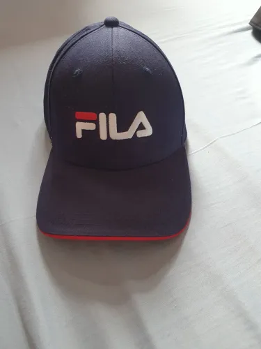 BONÉ FILA ORIGINAL NUNCA USADO.