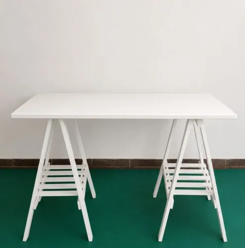 Mesa desmontável 