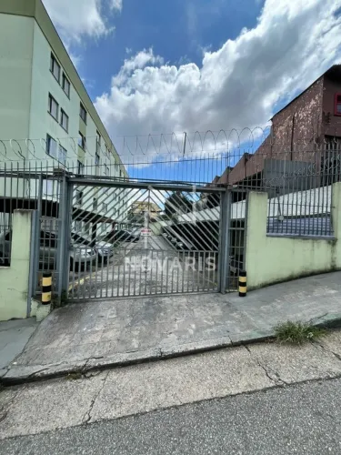 Apartamento à Venda no Capão Redondo ? Condomínio Edifício Flamboyant