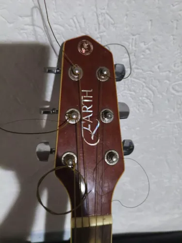 Violão muito bom