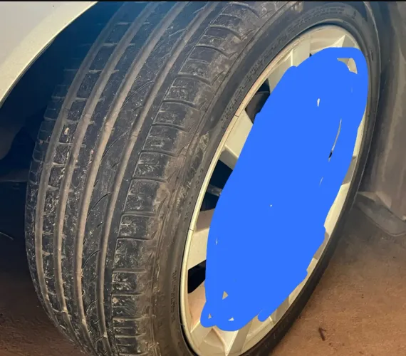 Pneus 215 45 R18