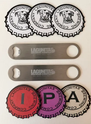 2 abridores de metal + 10 bolachas LAGUNITAS IPA