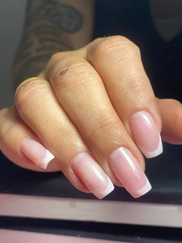 Nails design e manicure em domicílio 