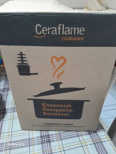 Panelas e frigideira cerâmica