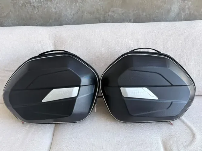 Givi Alforges laterais WL900 Weightless 25L