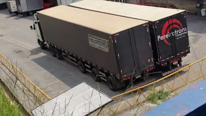 Carreta Sider 28 Pallets Noma 2012 Vanderleia eixo direcional