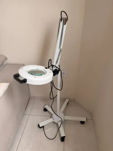 Luminária Lupa pra Estética