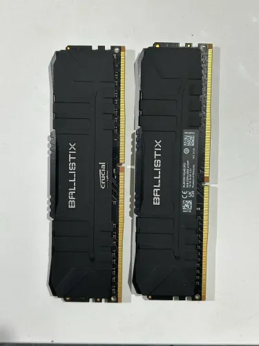 Memória RAM Crucial Ballistix 16GB (2x8GB) DDR4 2666MHz CL16