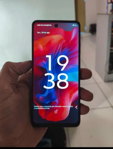 Moto G04s
