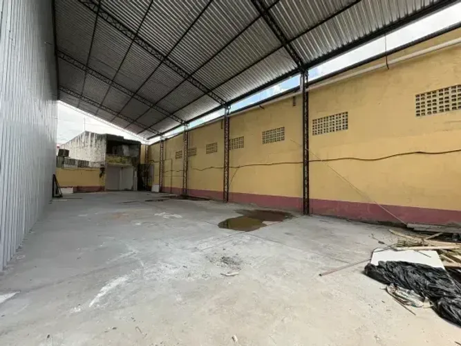 Imóvel comercial - Galpão para aluguel com 350 m2 em Icuí Guajará - Ananindeua - PA