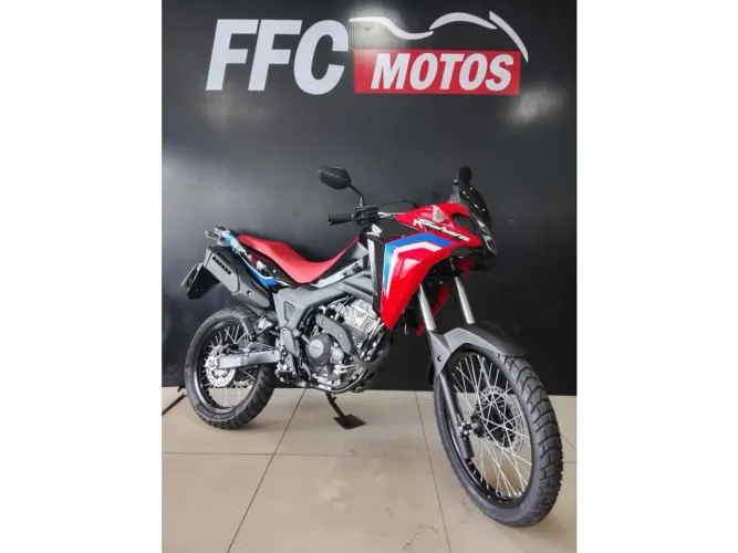 Honda Xre 300 sahara rally 2026