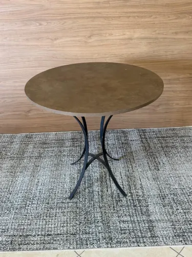 Mesa bistrô baixa 70 cm altura X 85 cm diâmetro