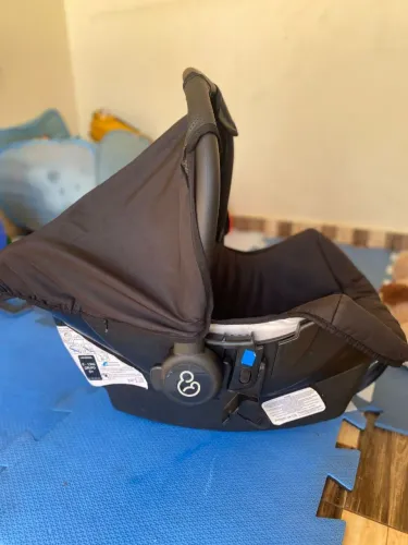 Bebê conforto novo
