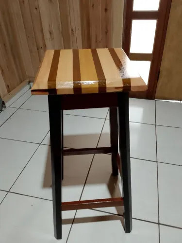 Tamborete 75cm x 31cm ( retirar endereço)
