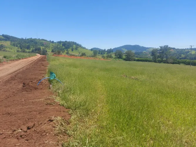 Terreno em Condomínio de Luxo à Venda em Joanópolis-SP no Bairro Azevedo - 2.000m² de Área