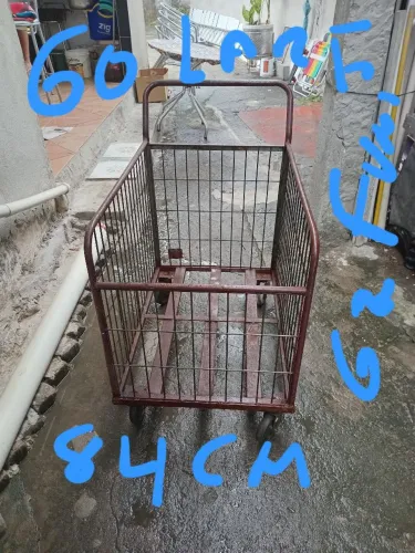 Carrinho de cargas 84 comprimento 60cm largura 62cm fundura aramado laterais ferro galvan.
