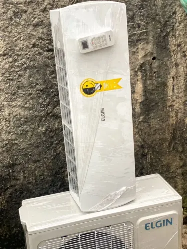 Central de ar 9.000btus, pouco tempo de uso, conven<br>900,00 SEM INSTALAÇÃO <br>1.400 INSTALADA