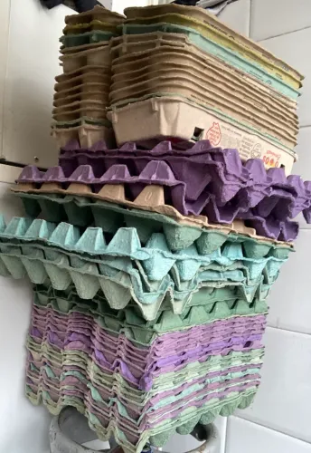 43 caixas de ovos variadas duzia vinte trinta