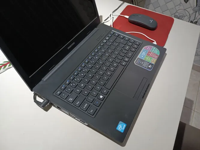 Notebook semi novo Positivo 