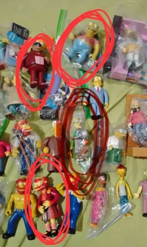 4 Playmates Simpsons