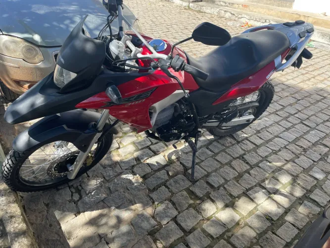 Xre 2010 com carenagem e cabeçote da 2016