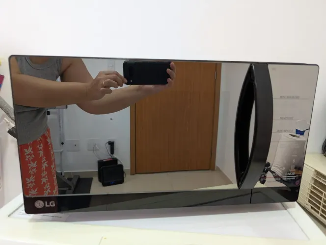 Microondas LG MS3097AR 30 litros preto limpa fácil 110v