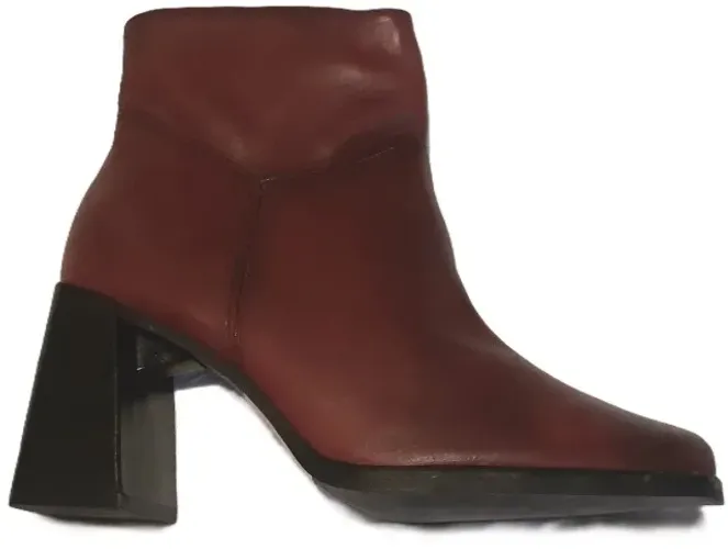 Bota feminina cano curto, novinha Importada da Faith, Couro Legítimo, macia, Tamanho 35
