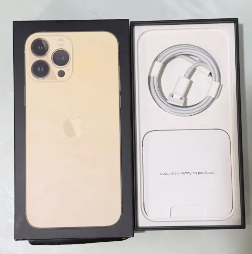 iPhone 13 Pro Max 256GB - impecável 