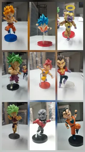 Bonecos colecionáveis 11 diferentes 