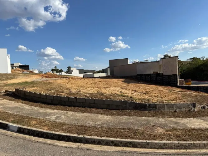 Terreno em Condomínio para Venda em Sorocaba, Jardim Villagio Milano