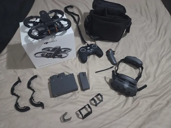 Drone dji avata 2 flay more combo 3 baterias  + Remote CONTROLLER 3 