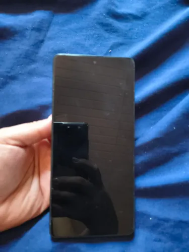 Celular poço M6 com apenas a tela para trocar