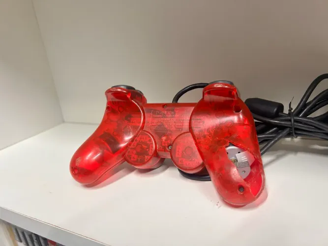 PlayStation 2 vermelho
