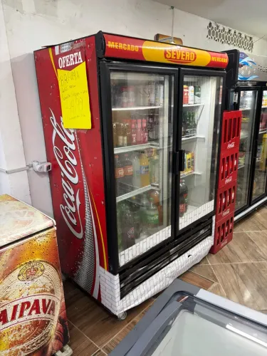 Freezer expositor