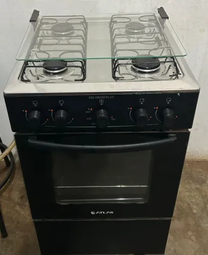 Vendo fogão semi novo 4 bocas! ?<br>Valor:480,00