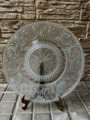 Prato de bolo em vidrão