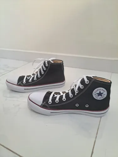 Tênis Cano Alto All Star Preto - Tamanho 41 BR (Novo / Sem Uso)