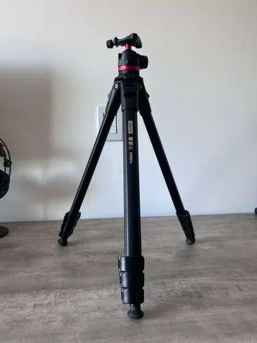 Tripé Ulanzi OmbrA - Leve, Resistente e Compacto