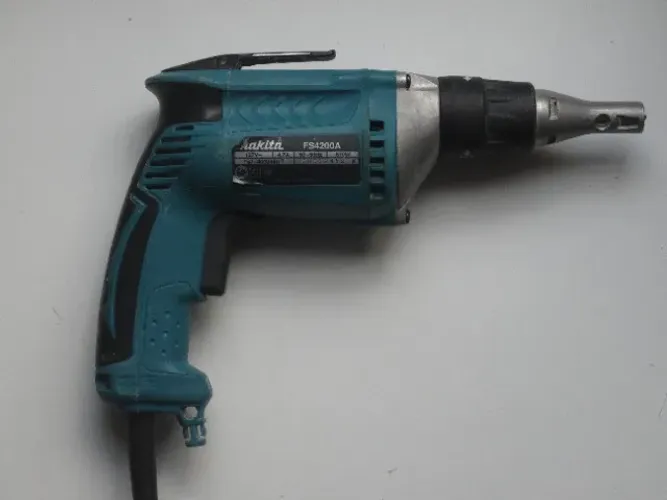 Parafusadeira para Gesso 570W 110V FS4200A MAKITA