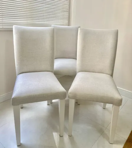 3 Cadeiras em Excelente Estado - R$ 435,00