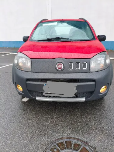 Fiat Uno Sporting 1.4 EVO Fire Flex 8V 4P 2012