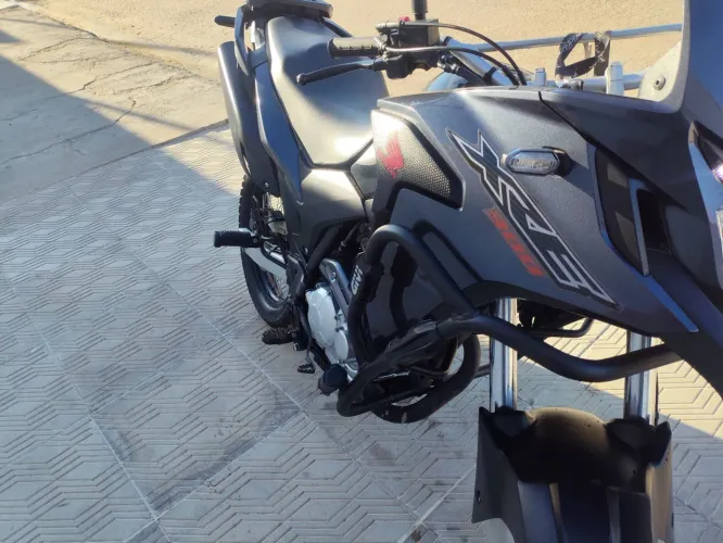 Honda XRE 300 extra