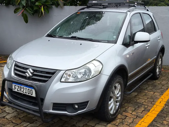 Suzuki SX4 2.0 16V 145cv 4WD 5P Mec. 2014