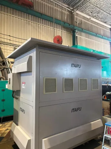Transformador Seco Potência: 750 kVA Ent.: 13.800V Saída: 380v
