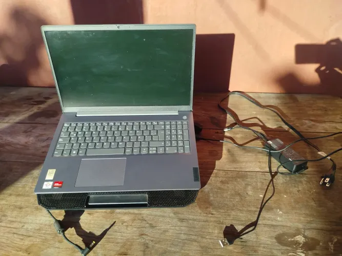 Notebook Lenovo com Cooler