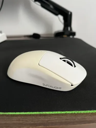 Mouse G Pro Superlight