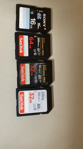 KIT 4 CARTOES DE MEMÓRIA 16/32/64 GB