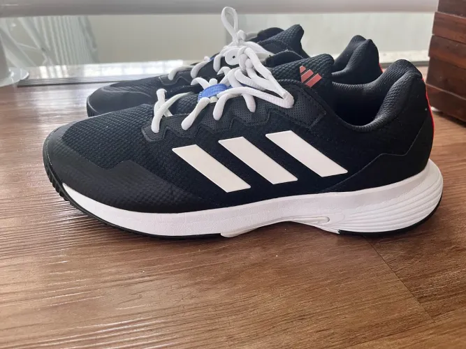 Tênis Adidas Gamecourt 2 tamanho 41