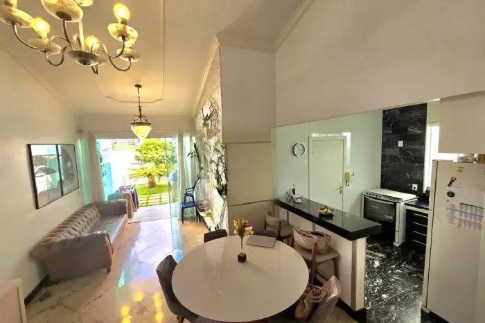 Casa à Venda - Ouro Preto, 3 Quartos, 140 m2